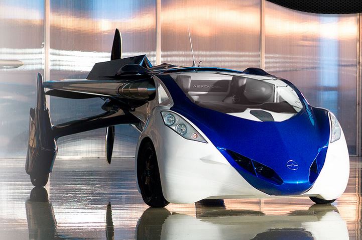 AeroMobil 3.0 - La vraie voiture volante de 2015