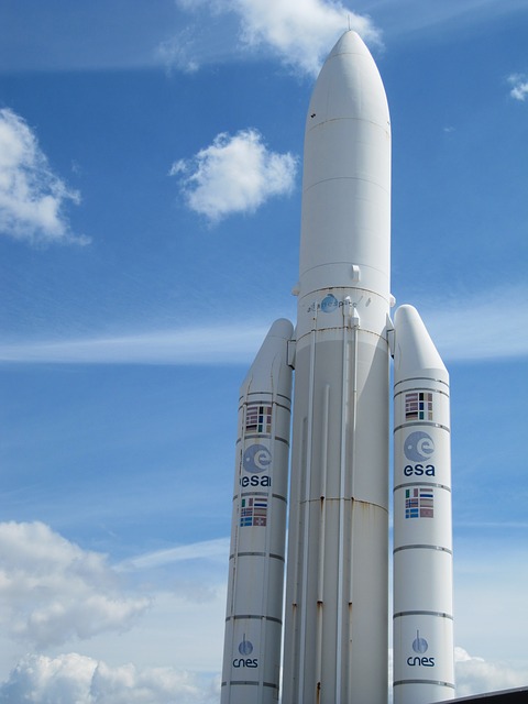 Ariane Fusée Espace