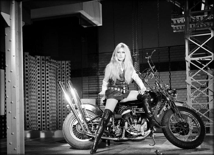Brigitte Bardot - Harley -Davidson - 1967 - Serge- Gainsbourg