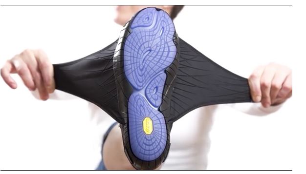 chaussure-Vibram Furoshiki-qui-s`enroule-autour -de- vos pieds