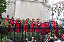 Commanderie_du_Clos_de_Montmartre_à_la_Fête_des_Vendanges