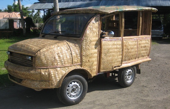 image_ insolite_ voiture_ made_ in Africa_ ( Tanzanie). humour