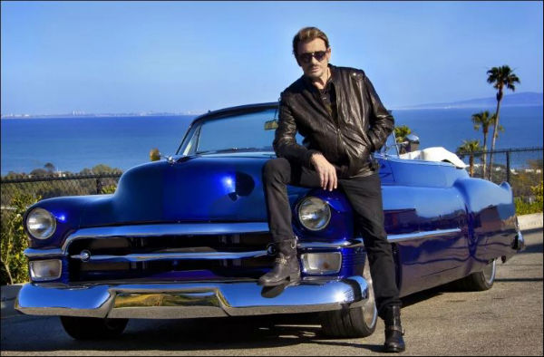 Johnny_Hallyday-et-sa-Cadillac