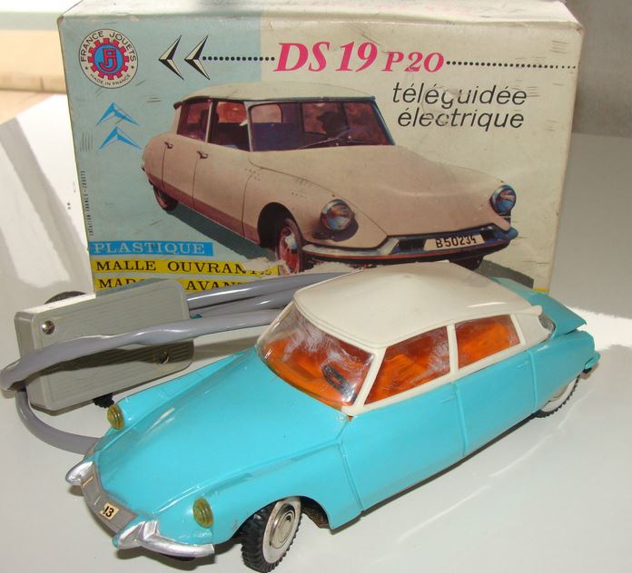 jouet_Joustra_CITROEN DS 19 FRANCE JOUET