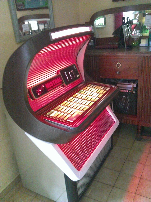 jukebox- jupiter Mirage 120