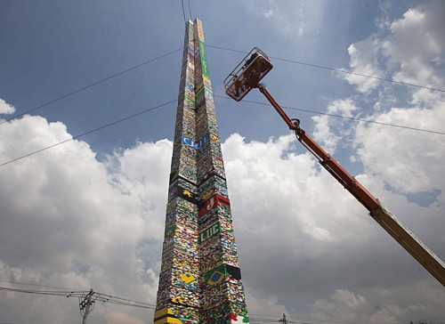 La plus haute tour de Lego est brésilienne