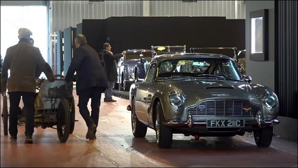 la- voiture-de-james-Bond-salon-rétromobile