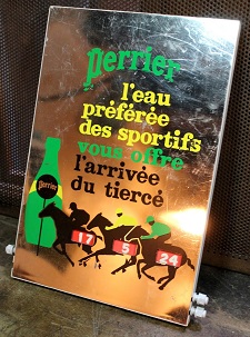 plaque-publicitaire_plastique-perrier-tierce-arrivee-resultat-course-hippique-sport-vintage-ancien-bar-pmu-1970-cointurf