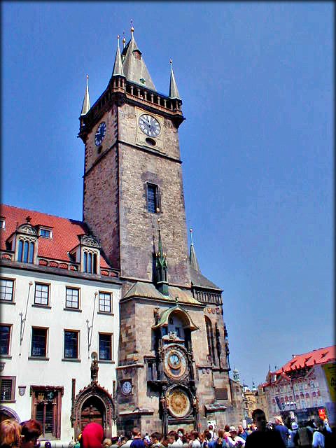 Prague_Clock_Tower-horloge -astronomique - age-600 ans