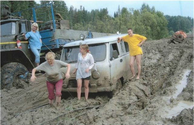 Sur la route de Moscou à Yakoutsk, le principal obstacle semble être la boue