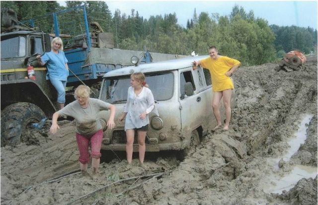 Sur la route de Moscou à Yakoutsk, le principal obstacle semble être la boue