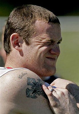 Wayne -Rooney_tatouage-épaule